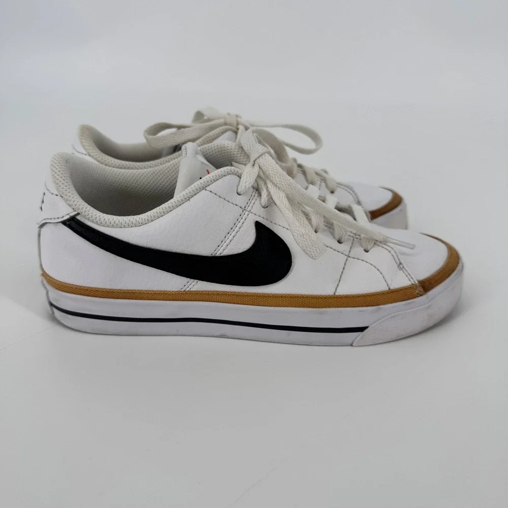 Nike Court Royale 2 Low CU4149-102‎ White Black Gum Women's Size 6 Leather Shoes